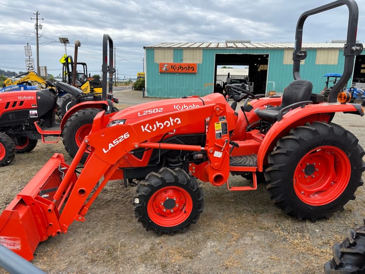 Kubota L2502HST 4WD Tractor/Loader
